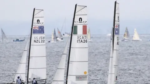 “4月揭晓奥斯梅恩去向，五大豪门竞逐加拉塔萨雷球星”