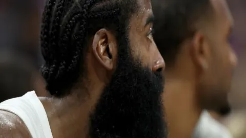 姆巴佩双响，贝林厄姆助阵，皇马惊险击败莱加内斯3-2